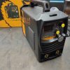 Iweld Gorilla SuperForce 230 — aparat za elektrodu 215 A