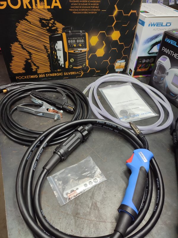 Iweld Gorilla PocketMig 205 Synergic Silverback — MIG 190 A