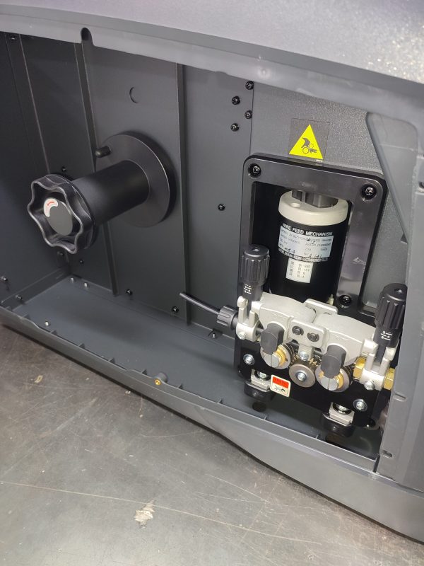 NVPM200DUPLAVUČA Hugong NVPM 200 LCD — MIG/MAG puls 200 A